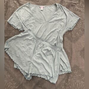 Victoria’s Secret sleep set